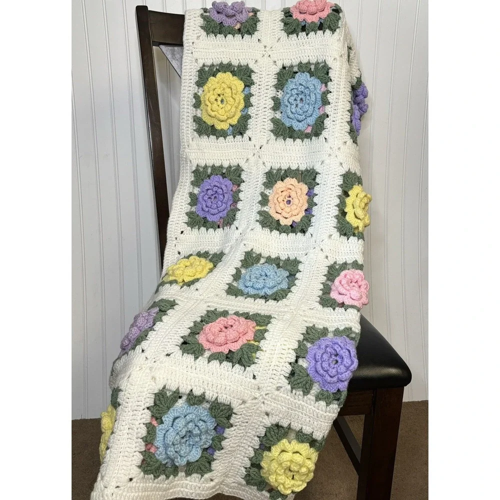 Vintage Afghan Crocheted Blanket Throw 3D Roses Farmhouse Boho Cottage Core *